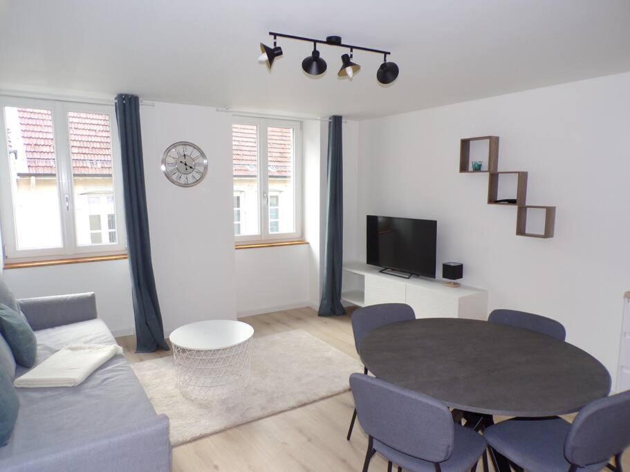 Appartement 2/4 Pers, 44M2, Hypercentre. Lons-le-Saunier Dış mekan fotoğraf